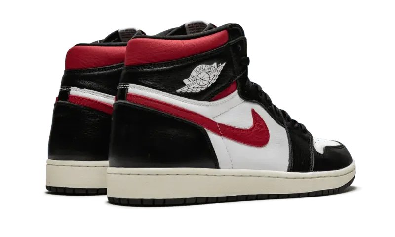 Air Jordan 1 Retro High Black Gym Red - 555088-061