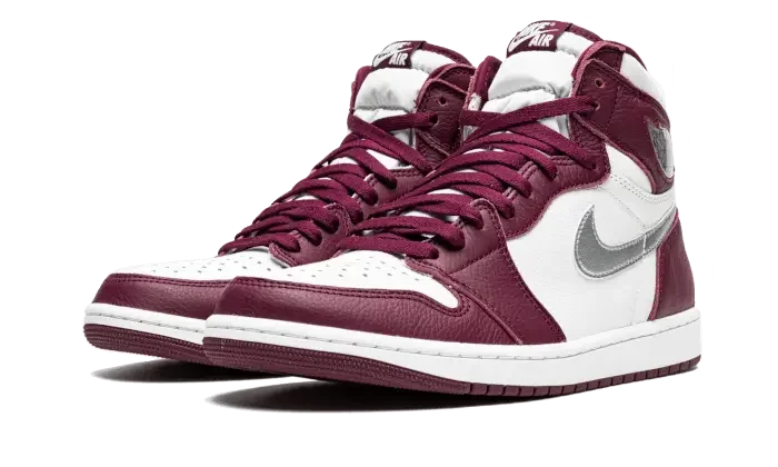 Air Jordan 1 Retro High OG Bordeaux - 555088-611