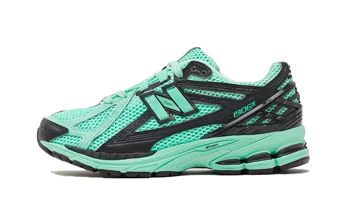 New Balance 1906R Size? Green Black
