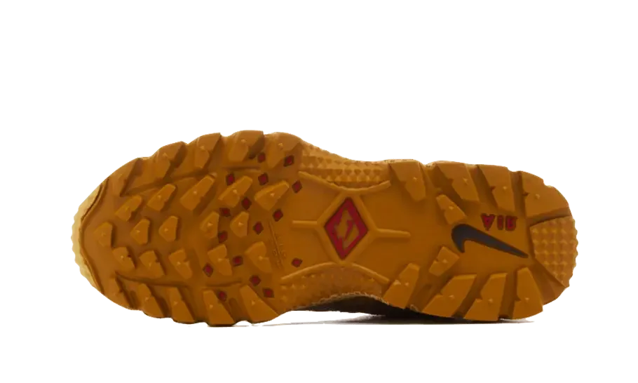 Nike Air Humara Buff Gold