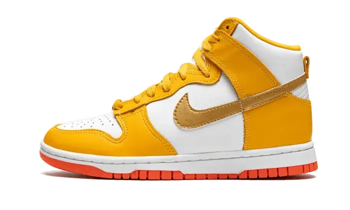 Dunk High University Gold (W)
