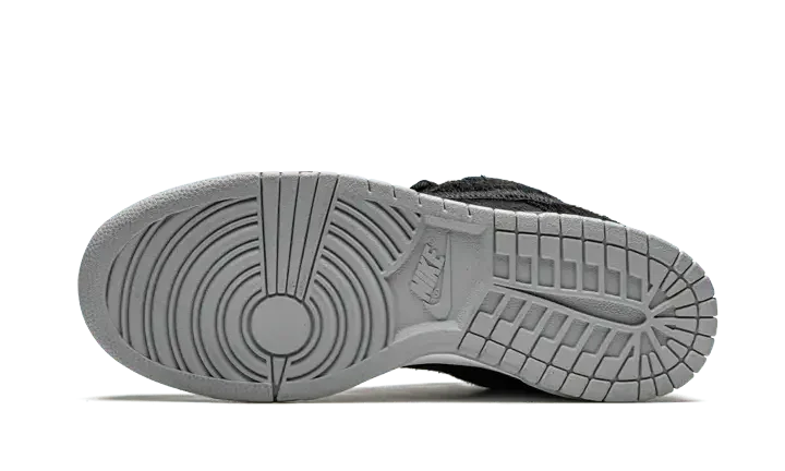 Nike SB Dunk Low BE@RBRICK Medicom Toy - CZ5127-001