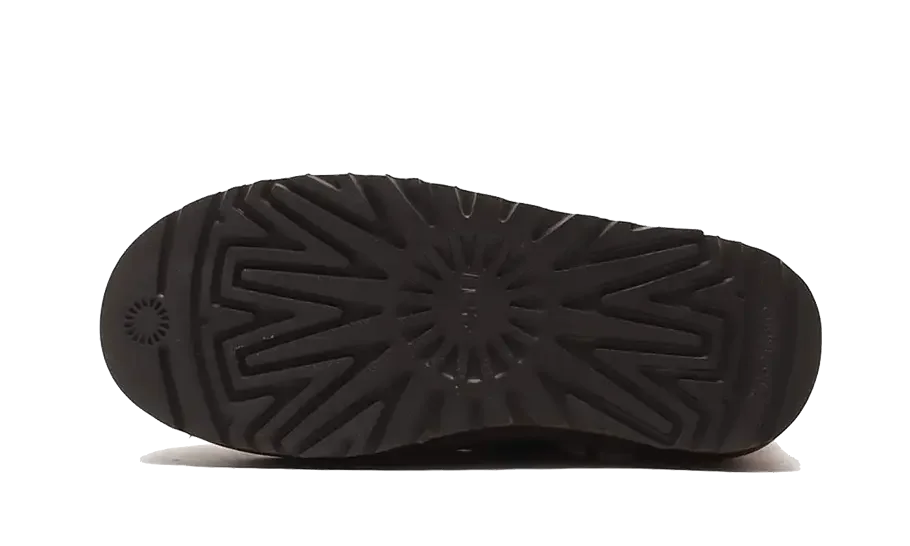 UGG Neumel Platform Chelsea Boot Smoke Plum