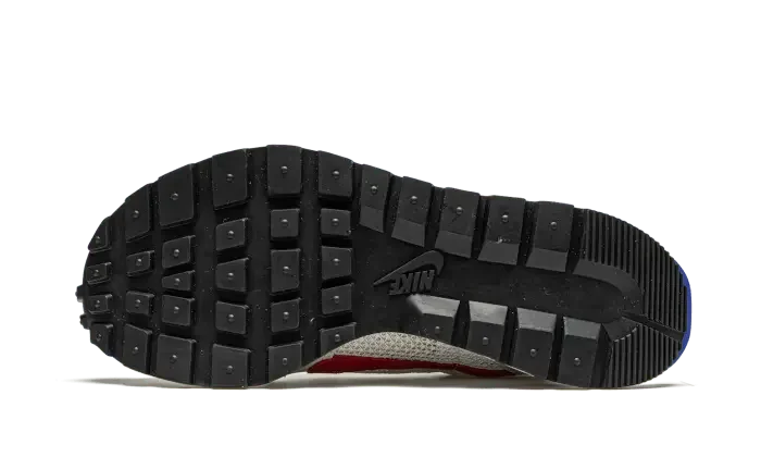 Nike Vaporwaffle Sacai Sport Fuchsia Game Royal - CV1363-100