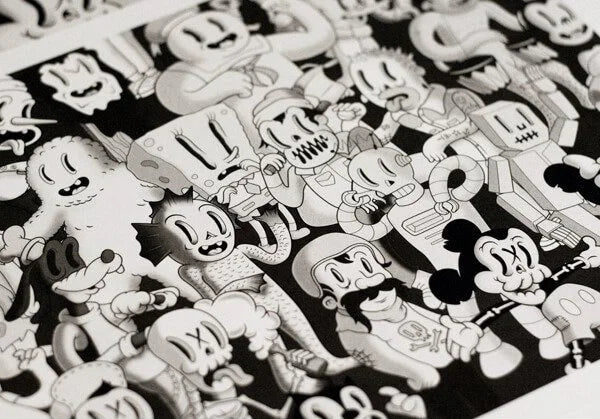 Affiche noir et blanc montrant un collage dense de personnages de dessin animé rétro, de monstres, d’humains moustachus et d’objets anthropomorphes aux traits contrastés.