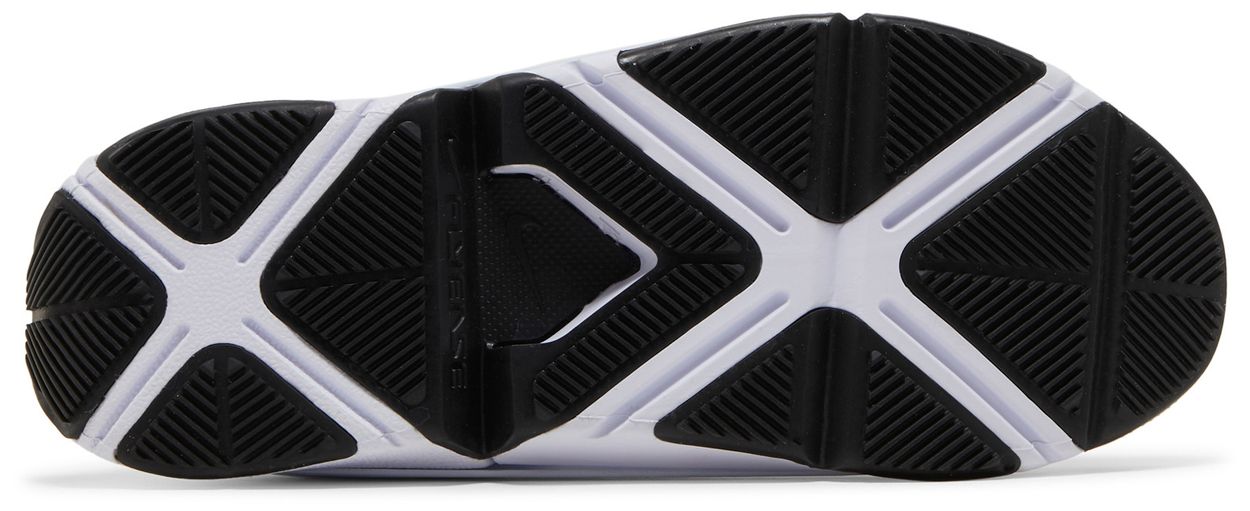 Nike Go FlyEase White Black (Women's)-Sole