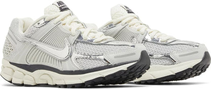 Nike Zoom Vomero 5 Chrome