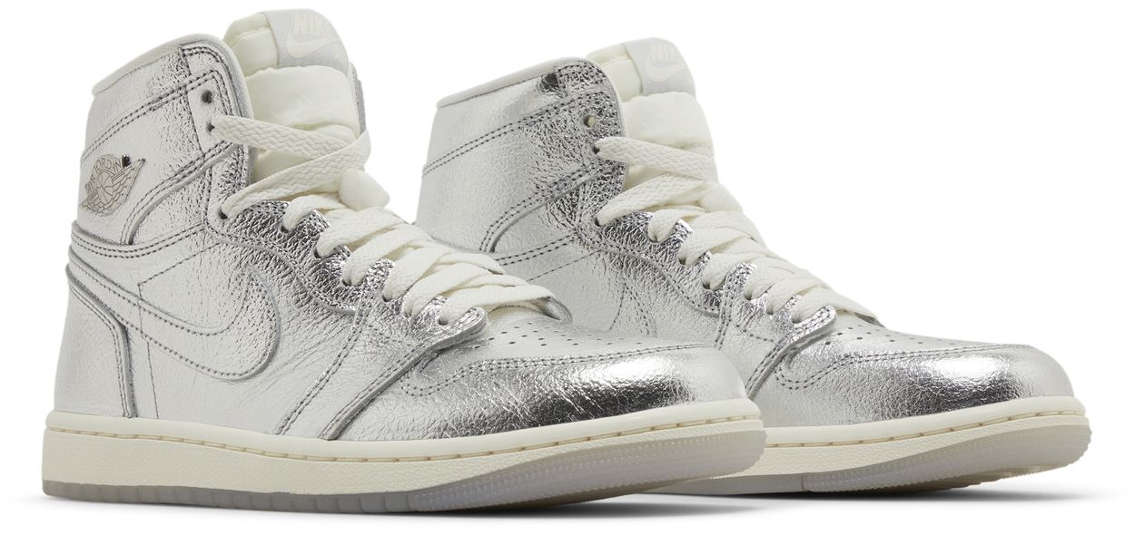 Jordan 1 Retro High OG Chrome (Women's)-Pair