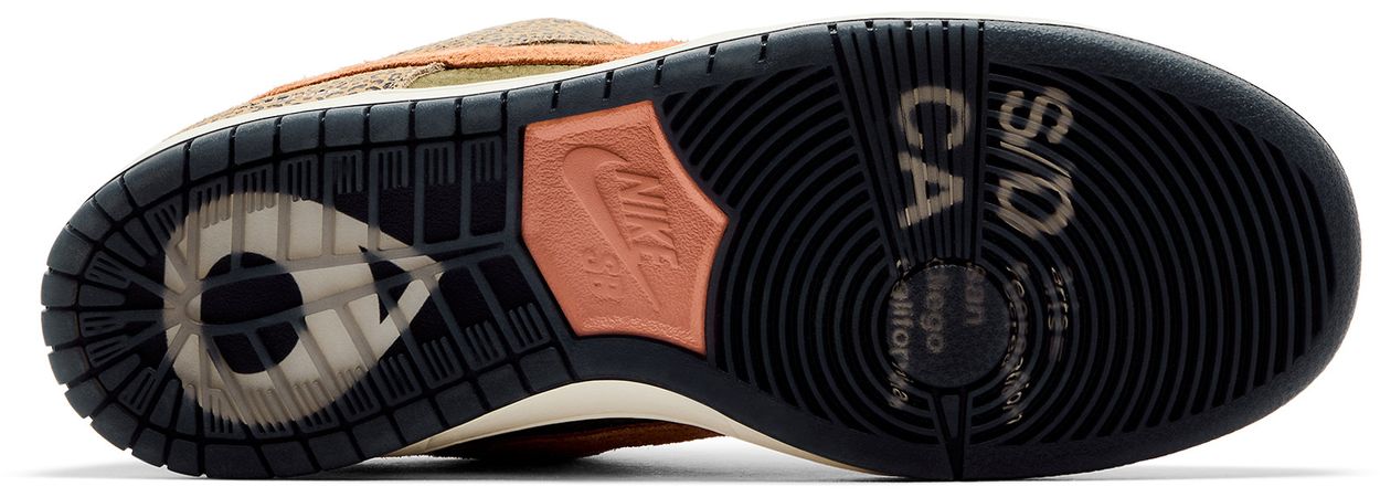 Nike SB Dunk Low Arts-Rec-Sole