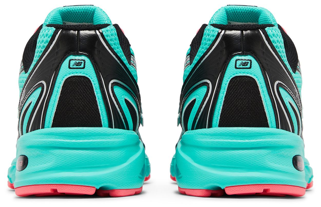 New Balance 740v2 Cyber Jade-Back