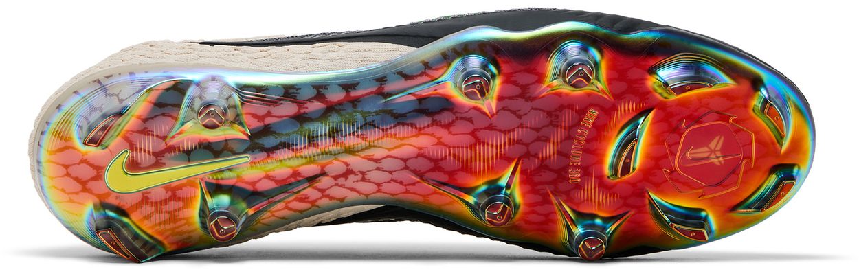 Nike Phantom 6 Low Elite FG Kobe Bryant Phantom Black-Sole