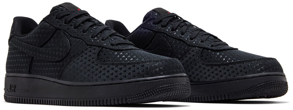 Nike Air Force 1 Low Valentine's Day Black (2026)-Pair