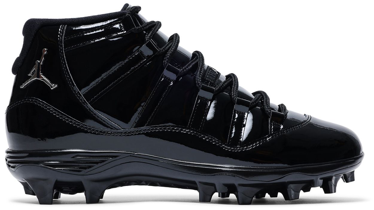 Jordan 11 Mid TD Cleat Patent Black-1