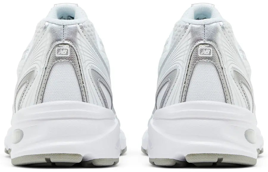 Hell counter New Balance 740v2
White Silver Reflection