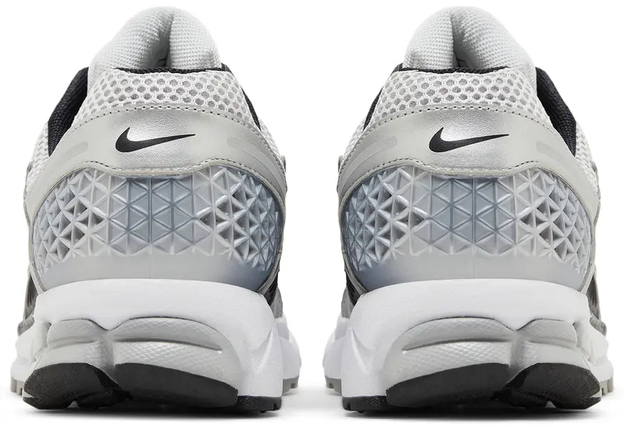 Hell counter Nike Zoom Vomero 5 Metallic Silver Black
