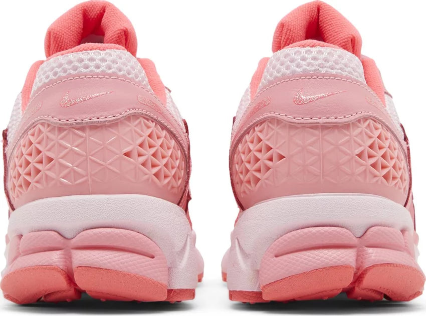 Nike foam hot pink hot sale