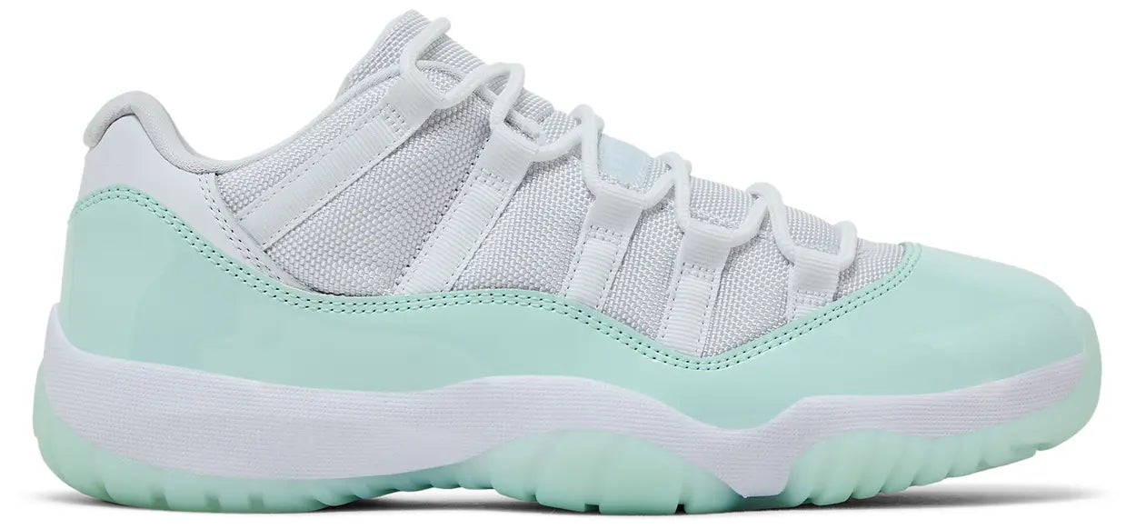 Jordan 11 Retro Low Igloo (W)