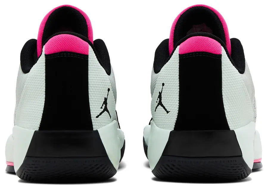 Jordan Luka .77
Black Hyper Pink Barely Green