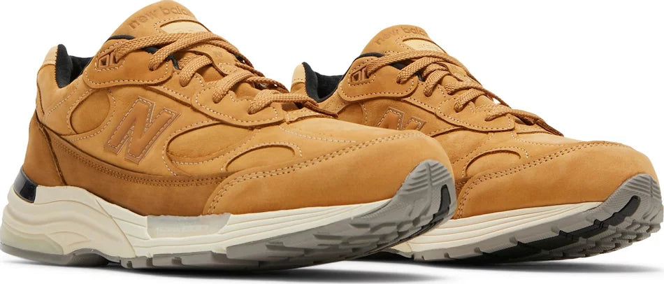 Pair New Balance 992 MiUSA Wheat