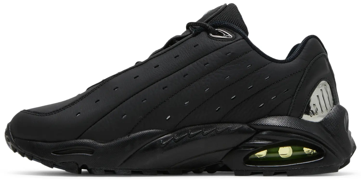 Nike Hot Step Air Terra Drake NOCTA Triple Black