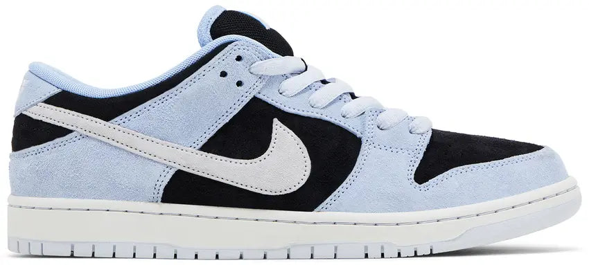 Nike SB Dunk Low
Black Aluminum