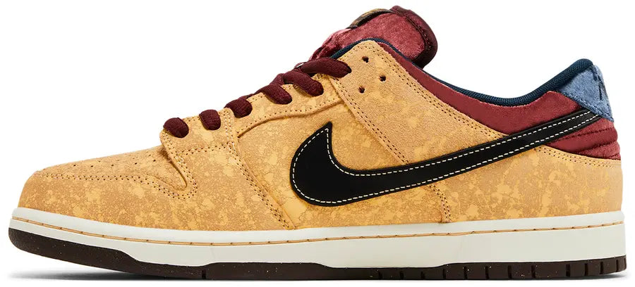 Nike SB Dunk Low City of Cinema 2