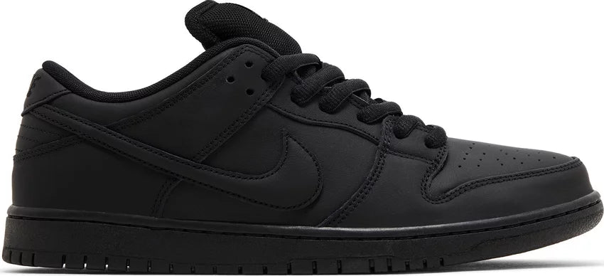 Nike SB Dunk Low Pro
Triple Black 