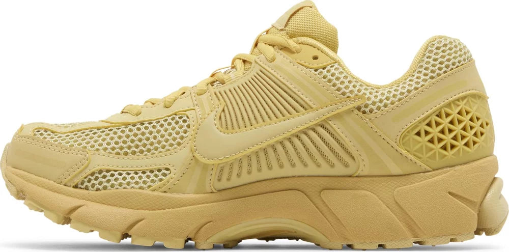 Nike Zoom Vomero 5 Saturn Gold (W)