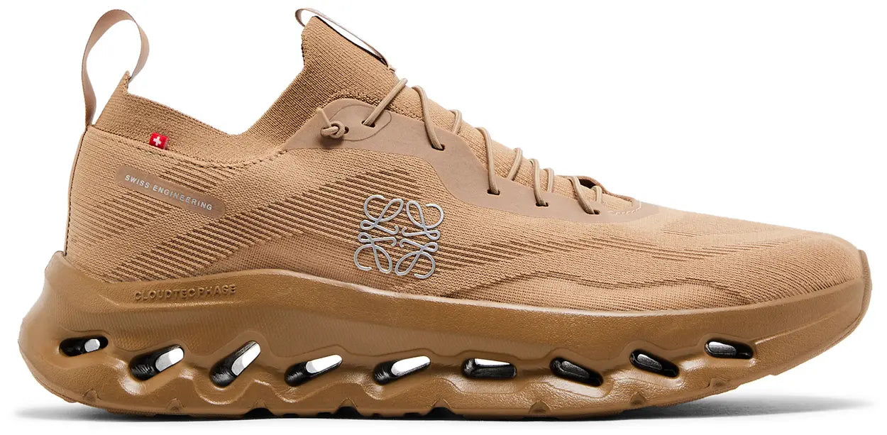 On Running Cloudtilt LOEWE Dark Sand