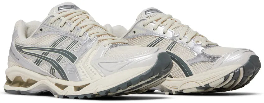 Pair ASICS Gel-Kayano 14
Birch Dark Pewter