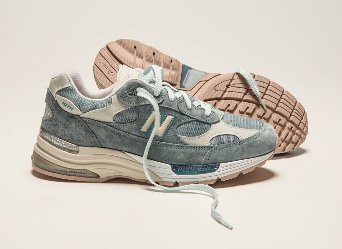 Pair New Balance 992 MiUSA Kith Osaka Pack