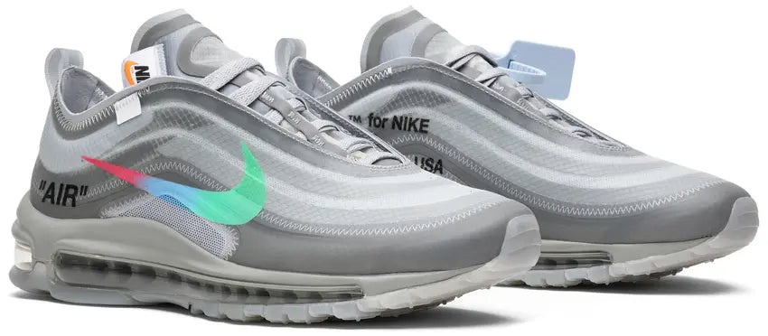 Pair Nike Air Max 97
Off-White Menta