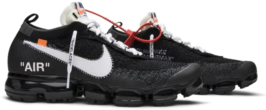 Pair Nike Air VaporMax
Off-White