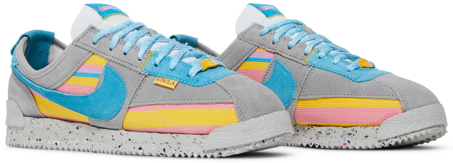Pair Nike Cortez Union Light Smoke