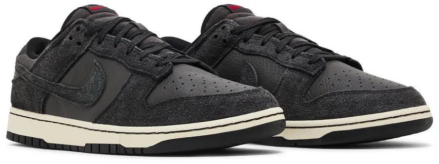 Pair Nike Dunk Low Premium Black Off Noir