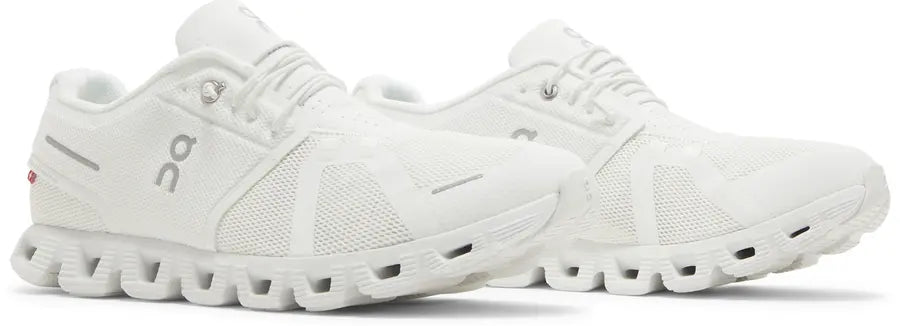 Pair On Running Cloud 5 All White