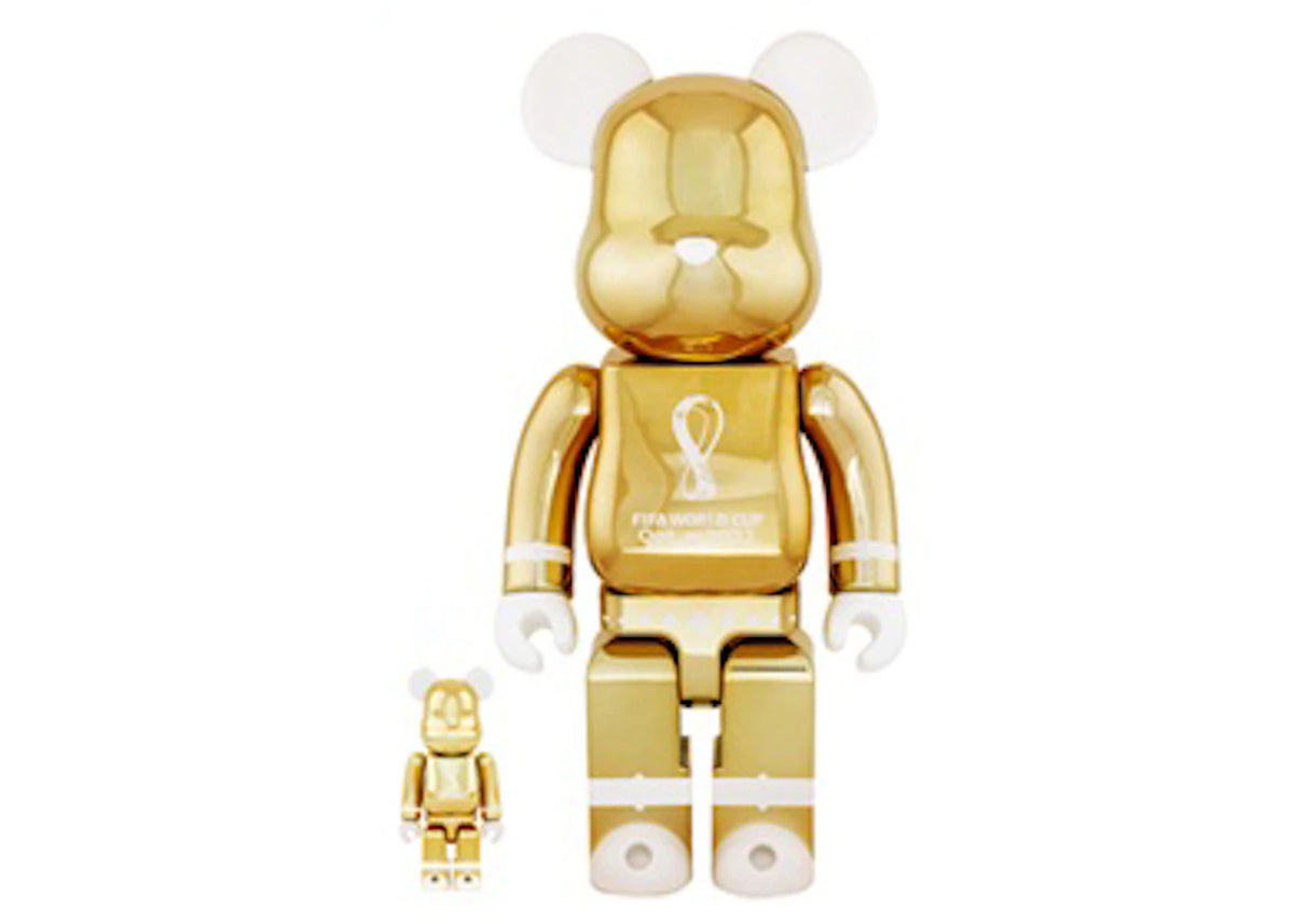 Bearbrick x FIFA World Cup Qatar 2022 100% & 400% Set Gold -1