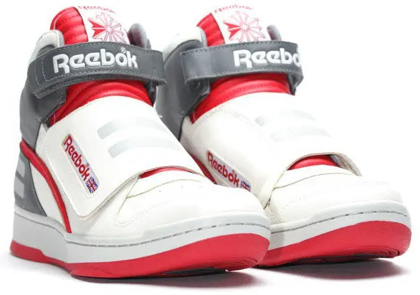 Reebok Alien Stomper Mid pair