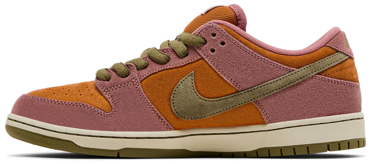Nike SB Dunk Low Red Stardust