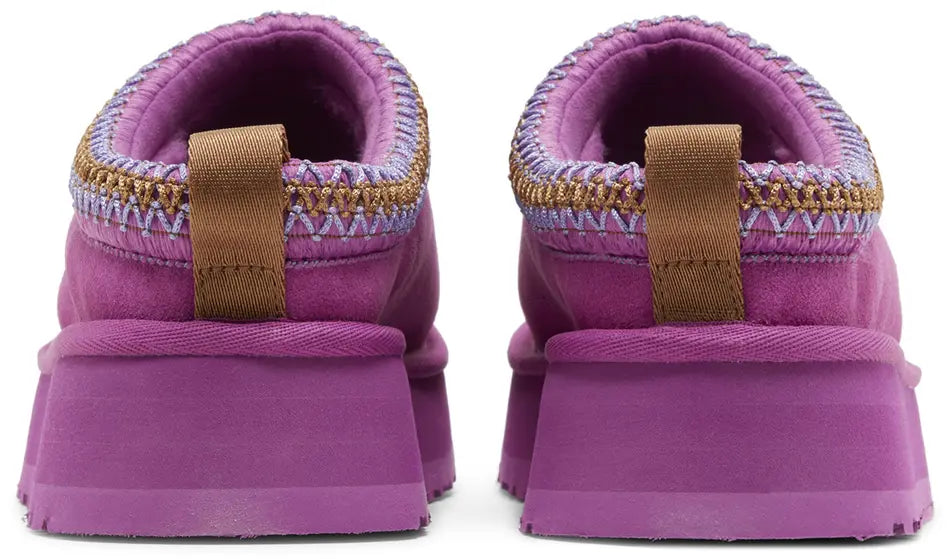 UGG Tazz Slipper Mangosteen (W) heel counter