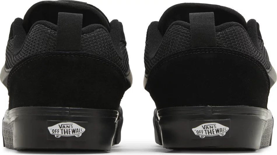 Vans Knu Skool Triple Black heel counter