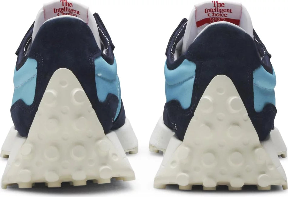 New Balance 327 Navy White (W) heel counter