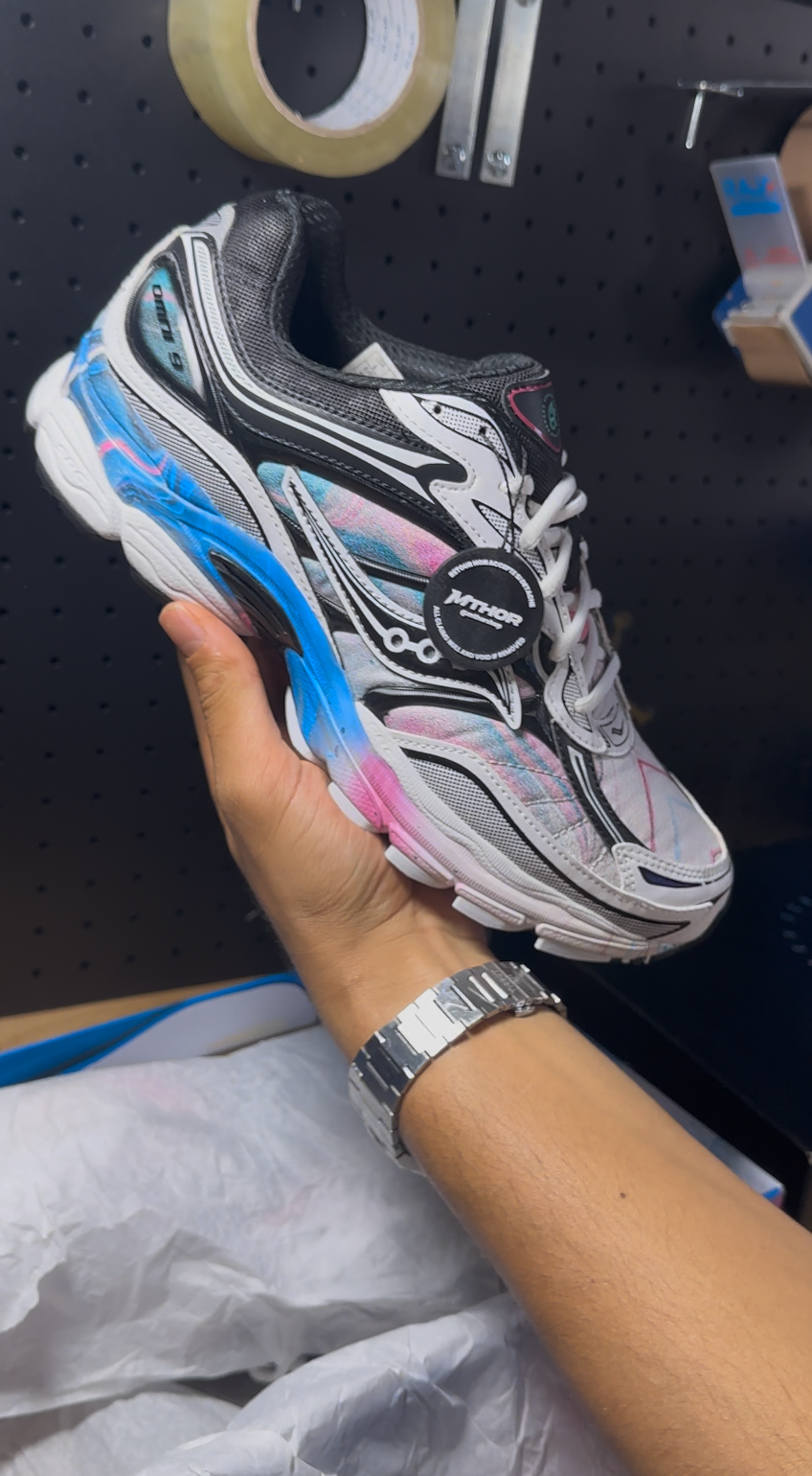 Vidéo Saucony ProGrid Omni 9 Callen Schaub