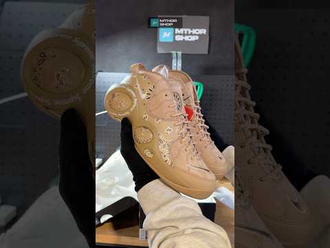 Unboxing Video : Nike Air Zoom Flight 95 SP Supreme Wheat