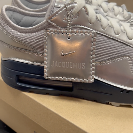 Unboxing Video Nike Air Max 1 '86 Jacquemus Silver