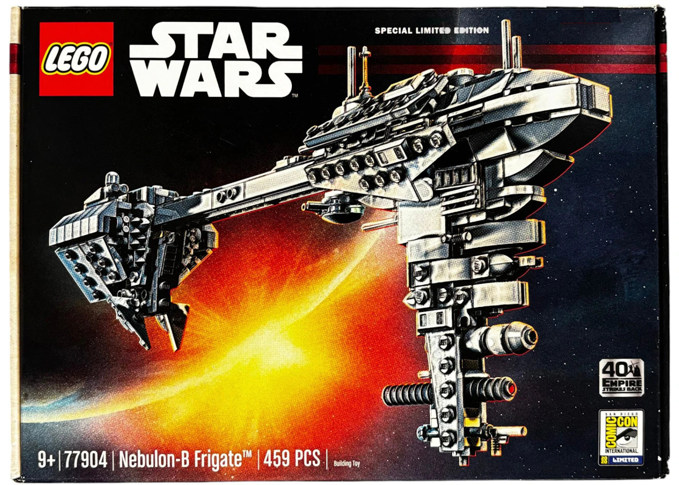 LEGO Star Wars Nebulon-B Frigate SDCC Set 77904 -1