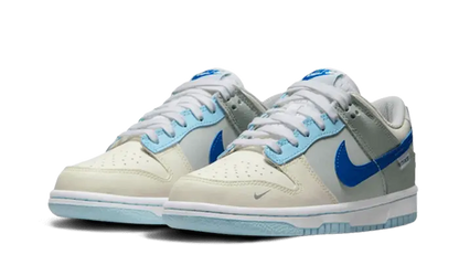 Dunk Low Ivory Hyper Royal