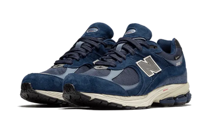 New Balance 2002R Gore-Tex Navy Arctic Grey