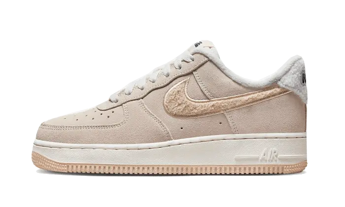 Air Force 1 Low 07 SE Sanddrift Gum Fleece