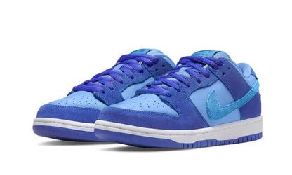 SB Dunk Low Blue Raspberry